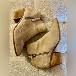 Frye Women’s Size 6 Ash Suede Ankle Double Zip Judith Booties